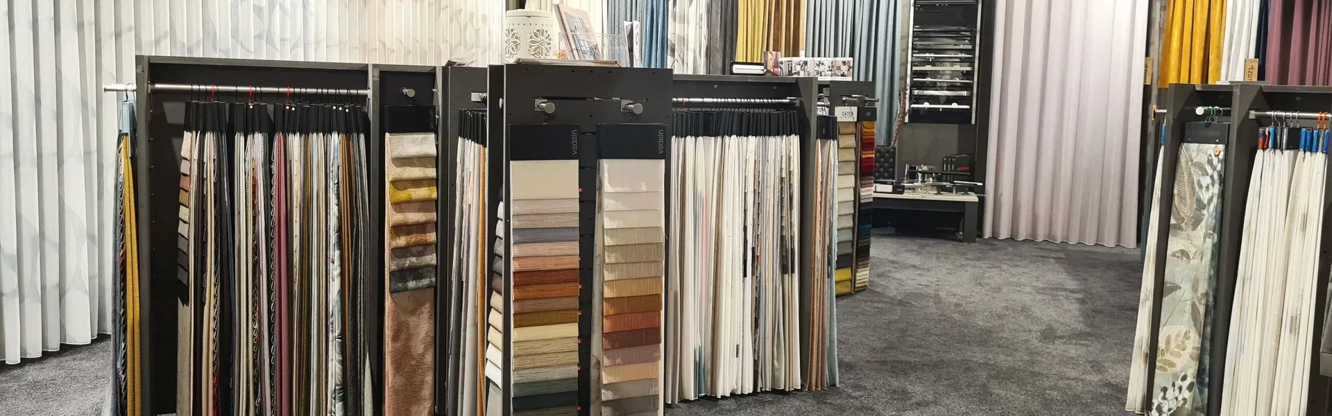 2146-gordijnen_header_showroom.webp 2146-gordijnen_header_showroom.webp